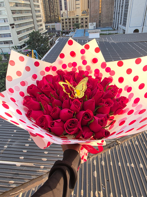 50 RED ROSES